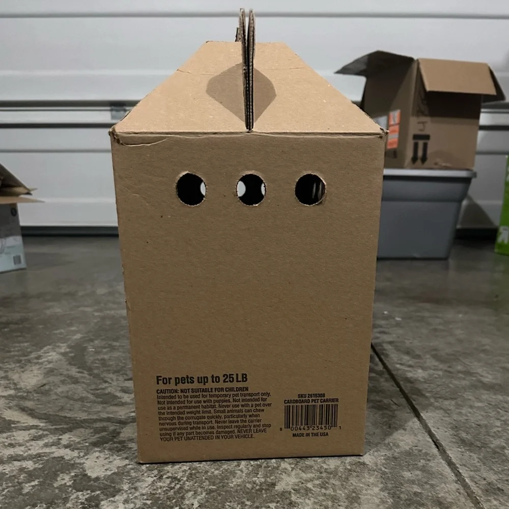 Petco Cardboard Small Pet Carrier 18.5
